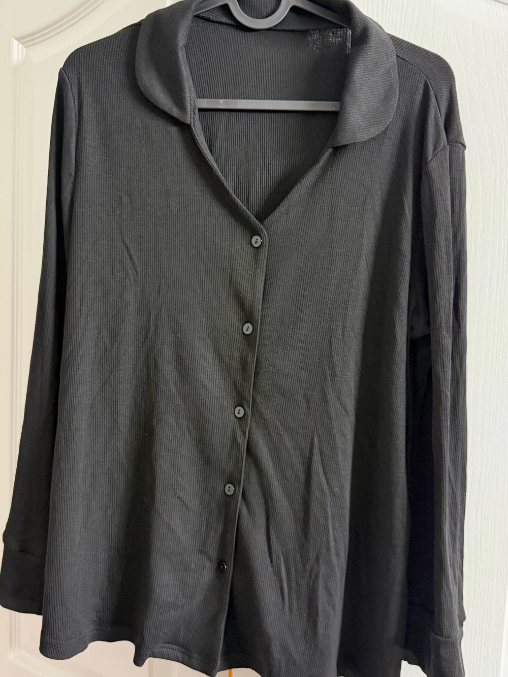 Black Button-Front Long Sleeve Sleep Top